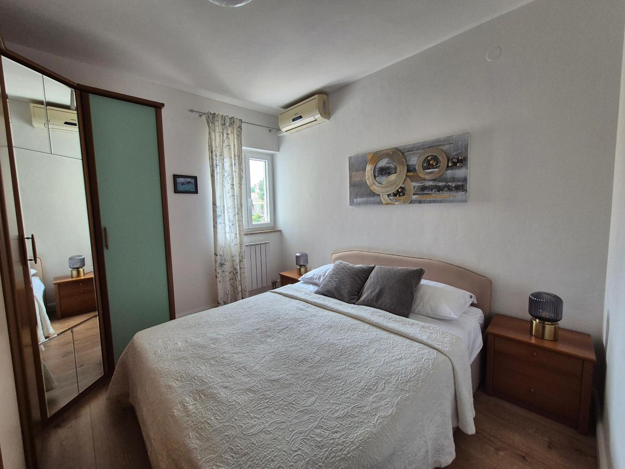 Apartment Danijela No. 2 Новаля Екстериор снимка