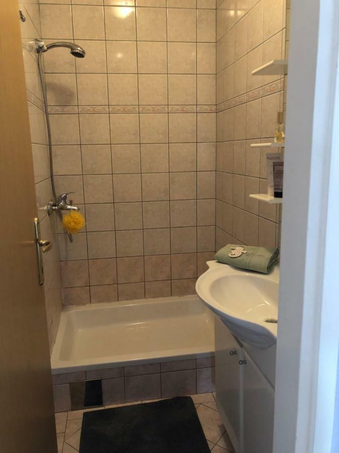 Apartment Danijela No. 2 Новаля Екстериор снимка